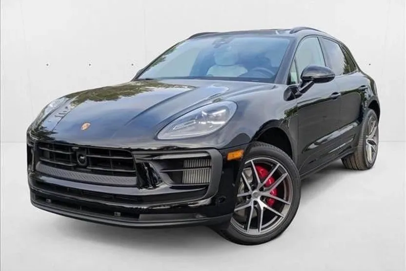 2025 Porsche Macan S photo 1