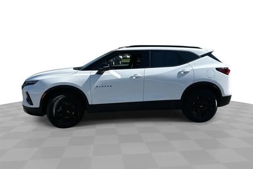 2022 Chevrolet Blazer 2LT photo 1