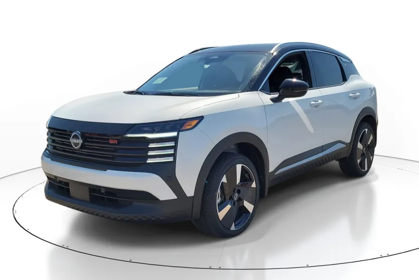 2025 Nissan Kicks SR photo 1