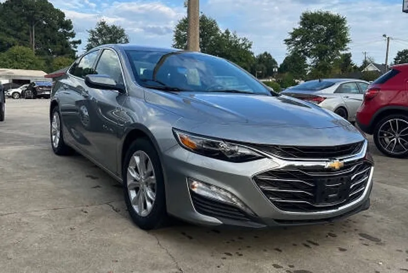 2024 Chevrolet Malibu 1LT photo 1