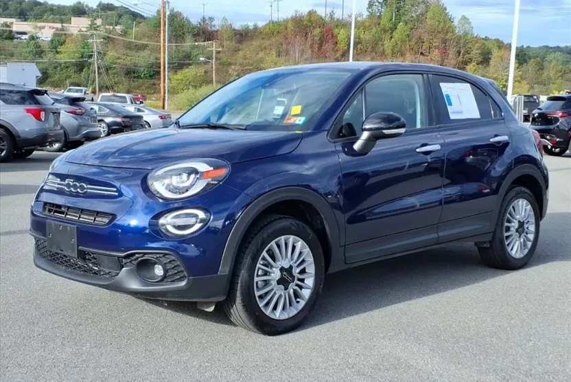 2023 Fiat 500X Pop Sport photo 1