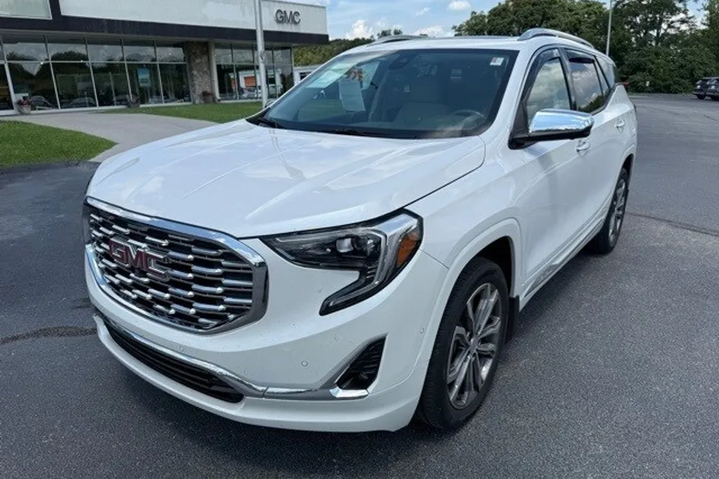 2021 Gmc Terrain Denali photo 1
