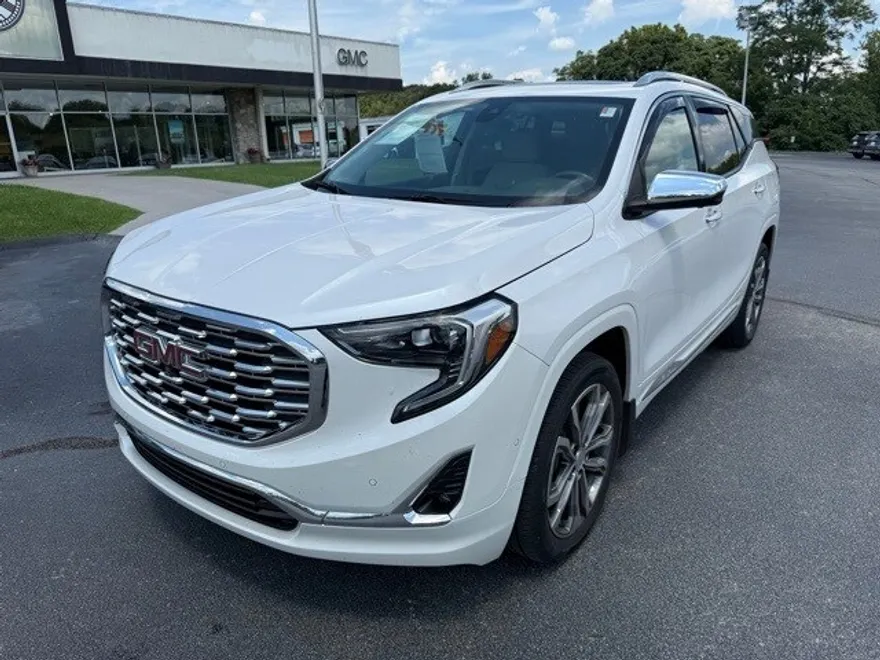 2021 Gmc Terrain Denali photo 1