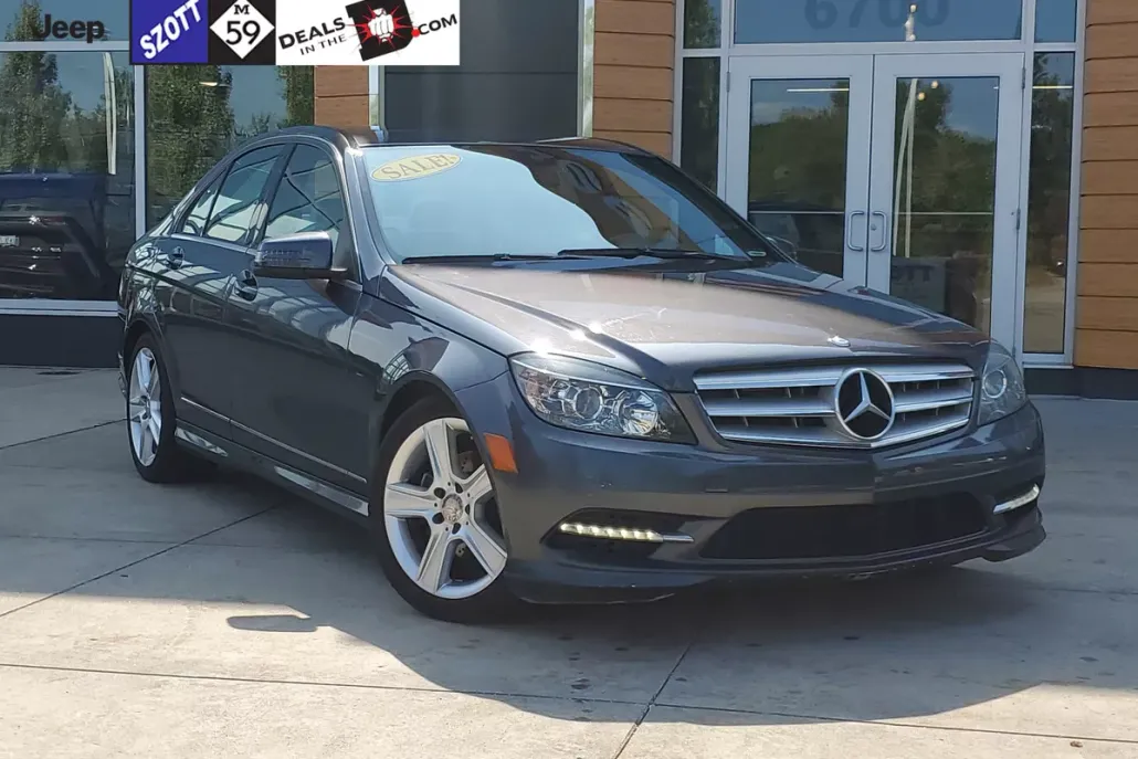 2011 Mercedes Benz C 300 Sport 4MATIC photo 1