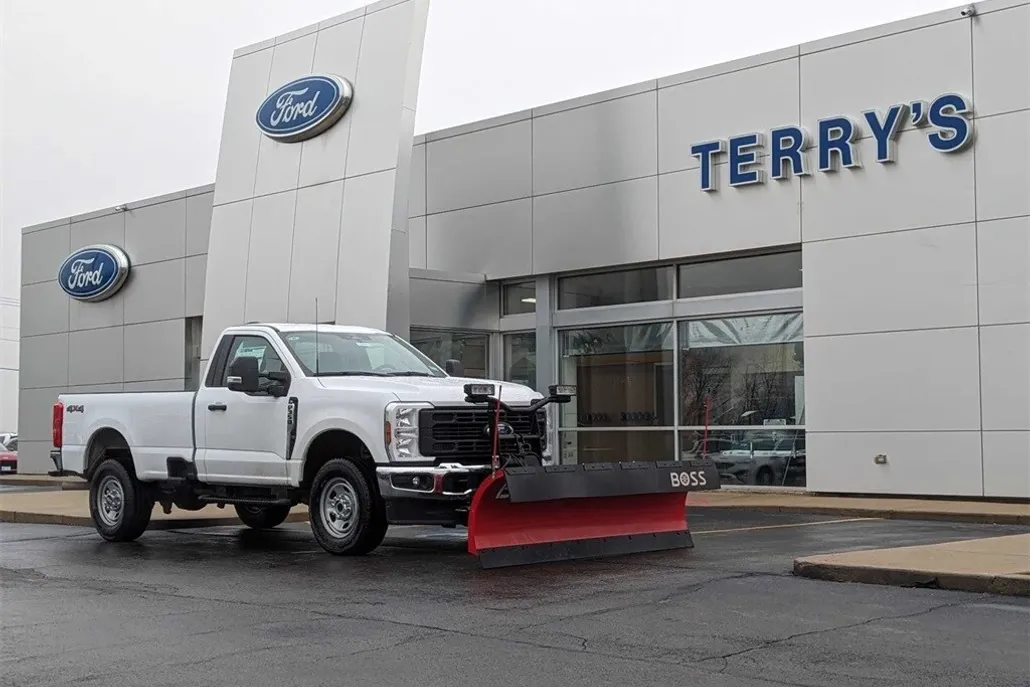 2024 Ford F-350 photo 1