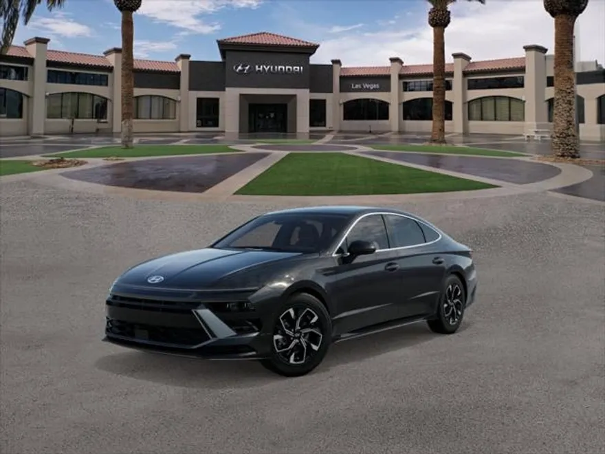2025 Hyundai Sonata SEL photo 1