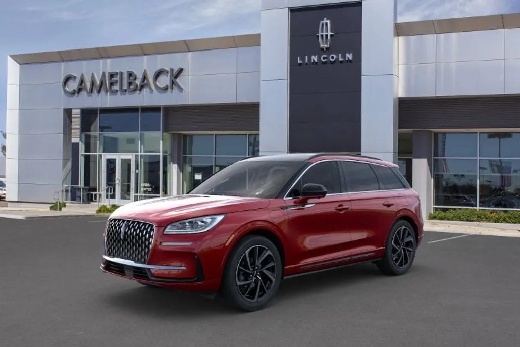 2025 Lincoln Corsair Grand Touring photo 1