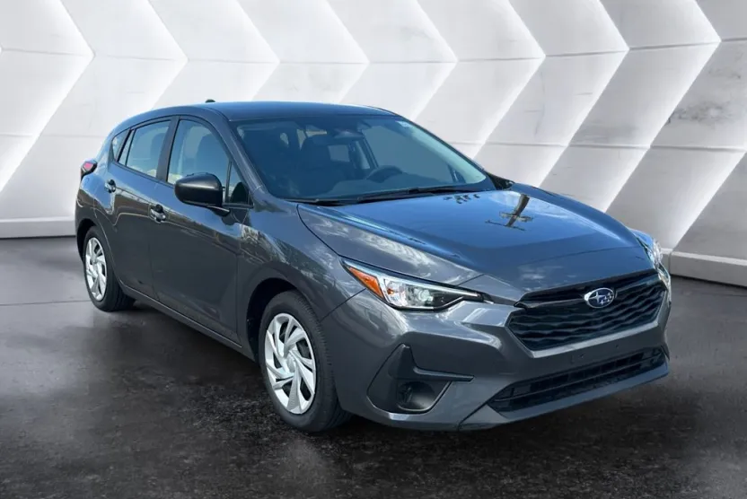 2024 Subaru Impreza Base photo 1
