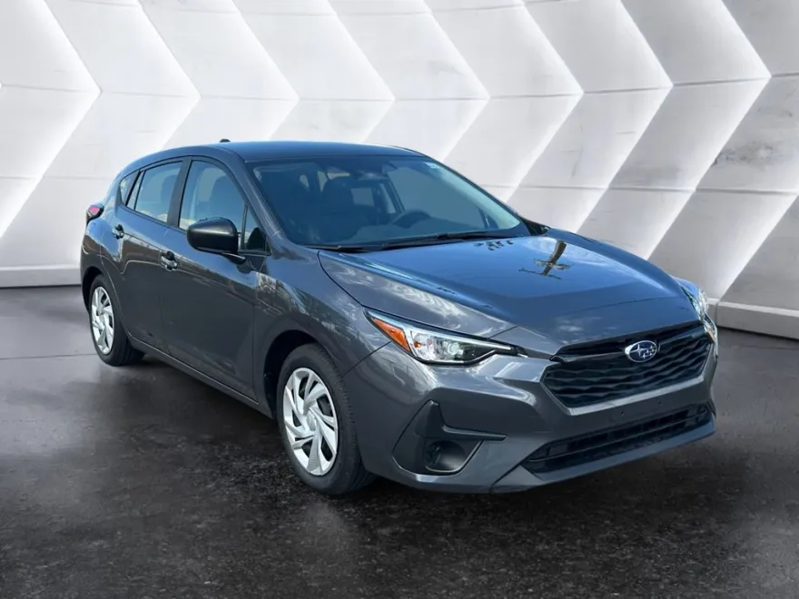 2024 Subaru Impreza Base photo 1
