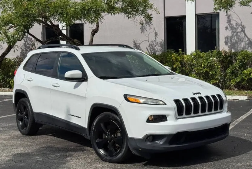 2016 Jeep Cherokee Limited photo 1