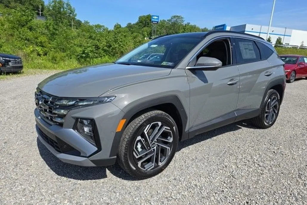2025 Hyundai Tucson Limited photo 1