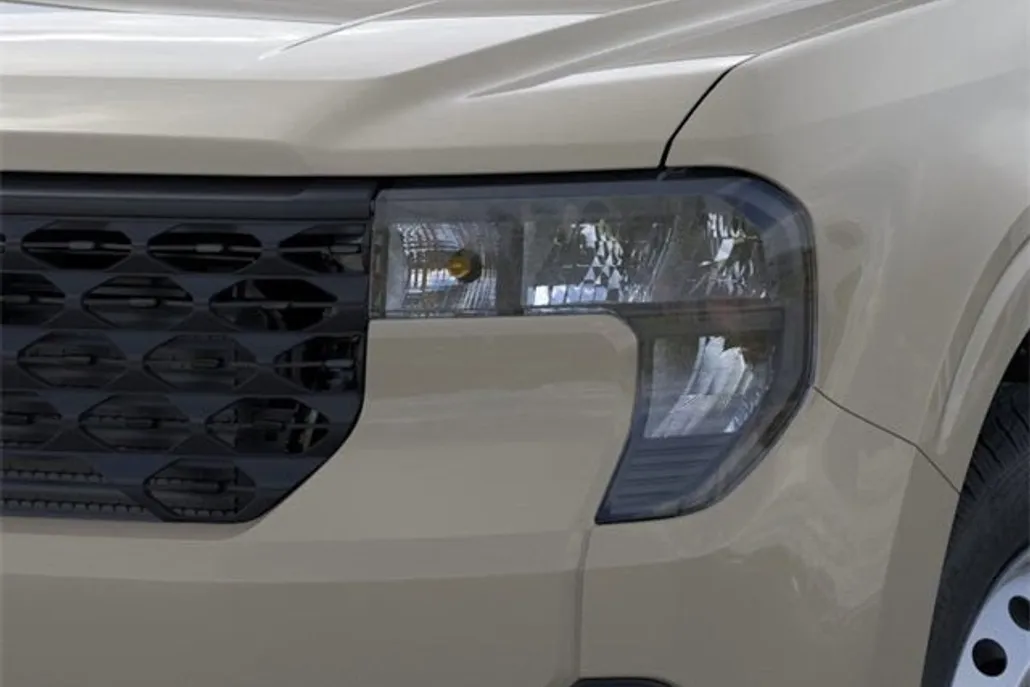 2025 Ford Maverick XL photo 1