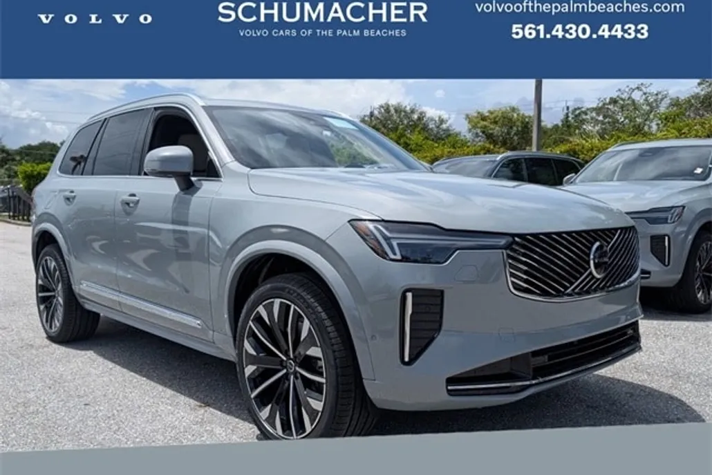 2026 Volvo XC90 Plus photo 1