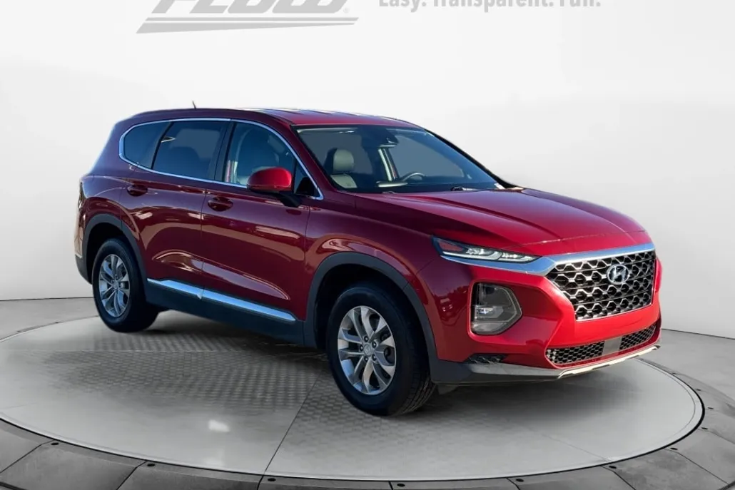 2019 Hyundai Santa Fe SE photo 1
