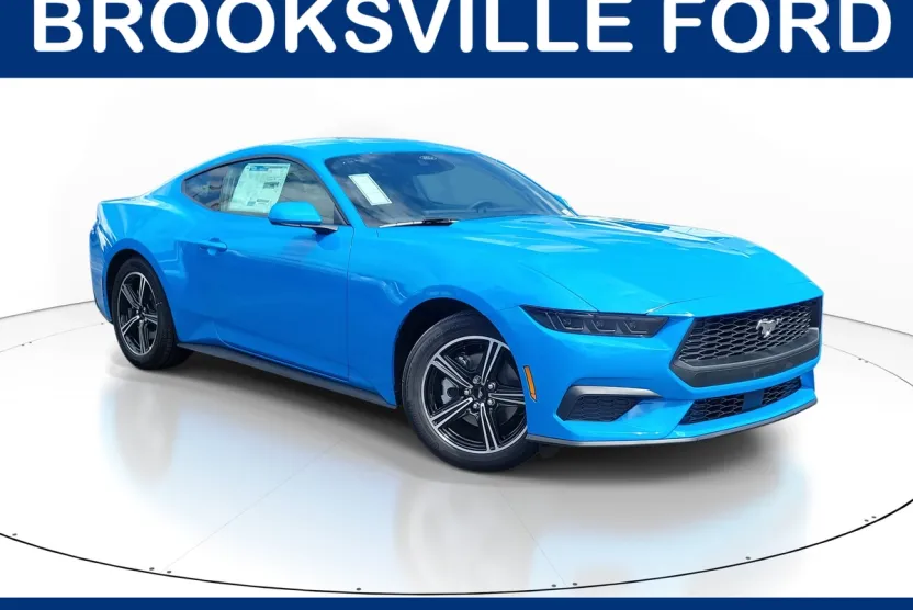 2025 Ford Mustang photo 1