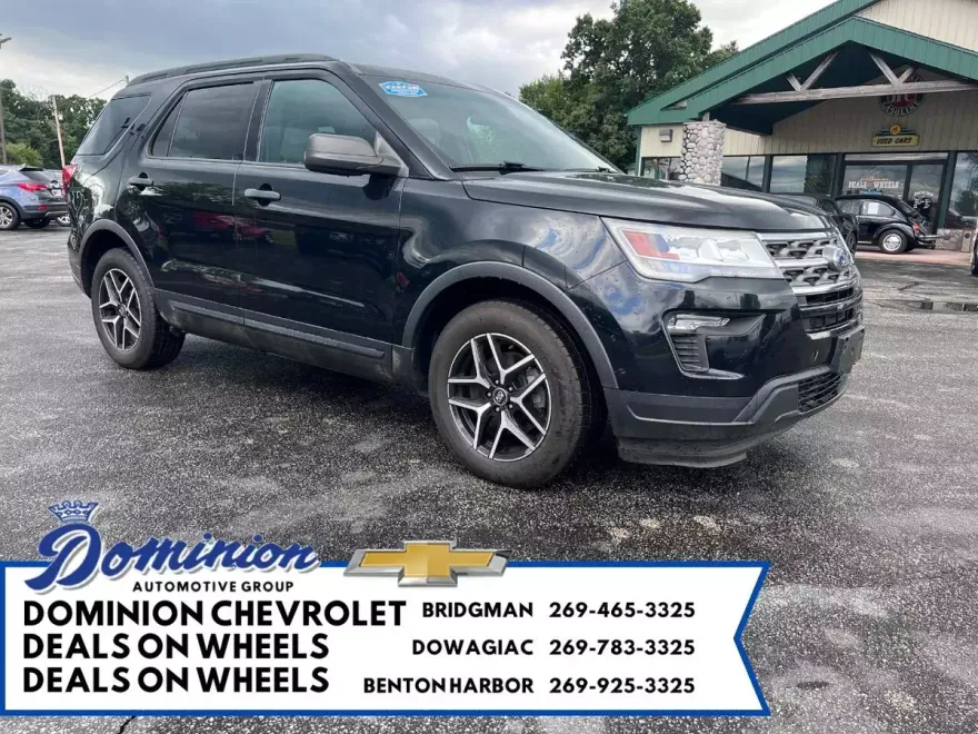 2018 Ford Explorer Base photo 1