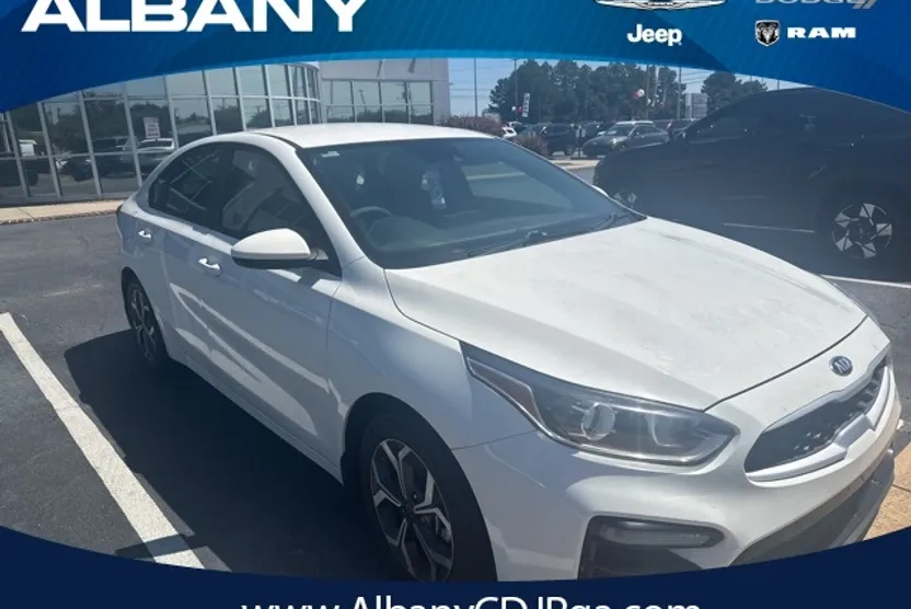 2019 Kia Forte LXS photo 1