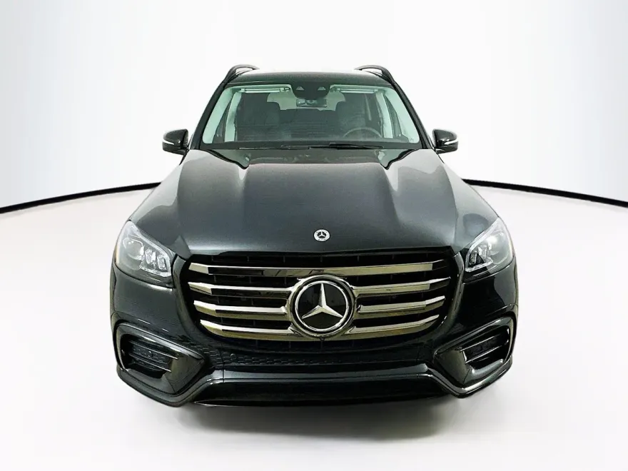 2026 Mercedes Benz GLS 450 4MATIC photo 1