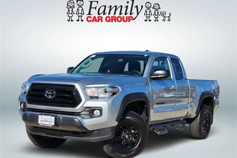2023 Toyota Tacoma SR5 4x4 Access Cab photo 1