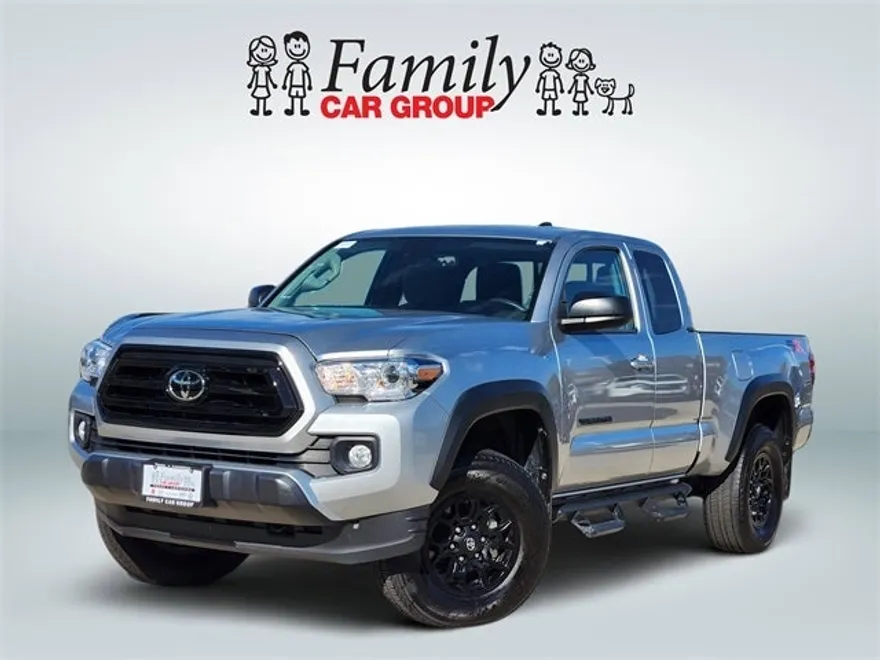 2023 Toyota Tacoma SR5 4x4 Access Cab photo 1