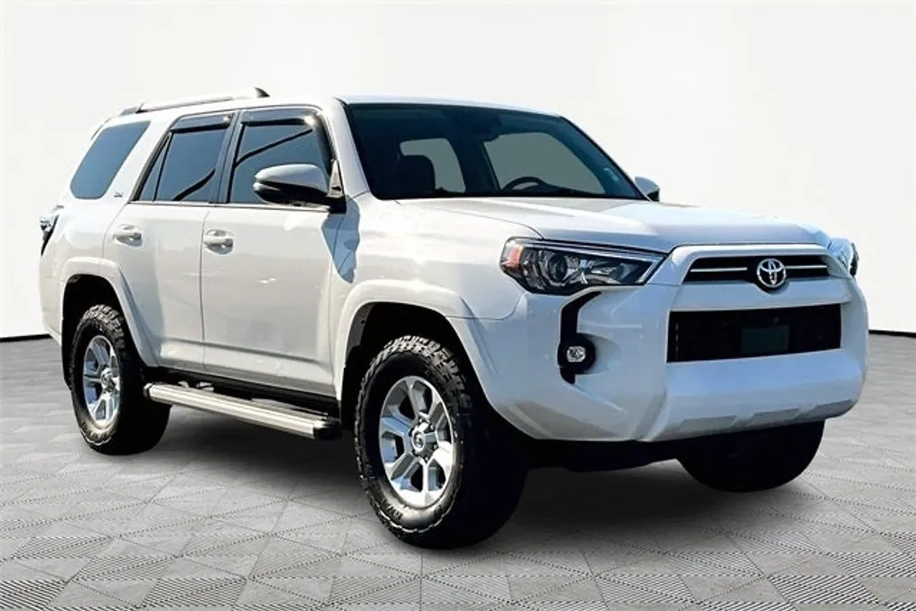 2022 Toyota 4Runner SR5 Premium photo 1