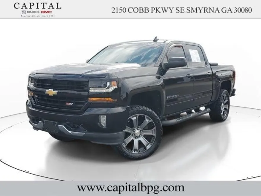2018 Chevrolet Silverado 1500 LT photo 1