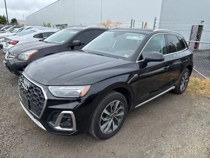 2024 Audi Q5 S line Premium Plus photo 1