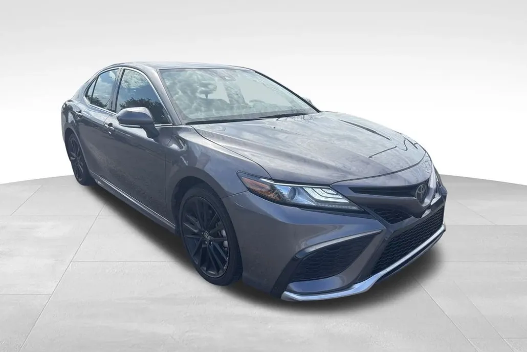 2023 Toyota Camry XSE photo 1