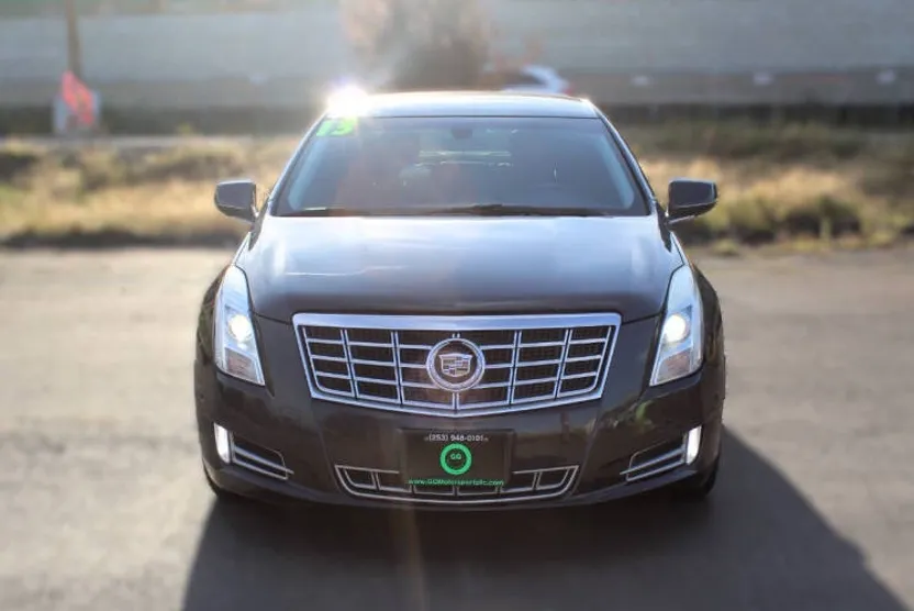 2014 Cadillac XTS Luxury photo 1