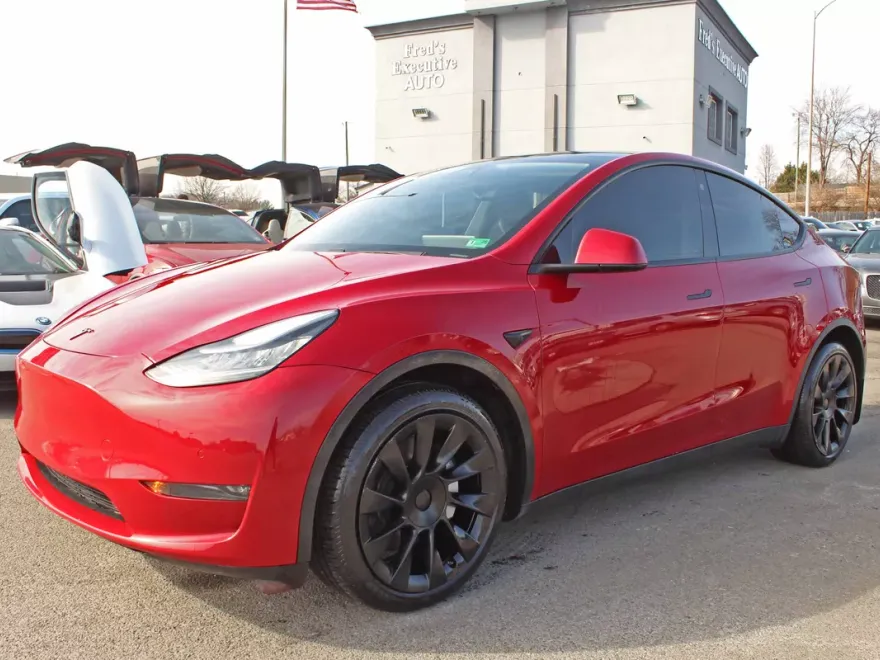 2021 Tesla Model Y Long Range photo 1
