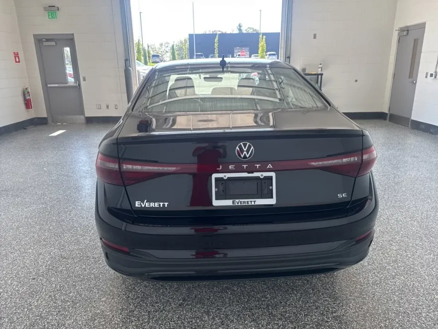 2026 Volkswagen Jetta 1.5T SE photo 1