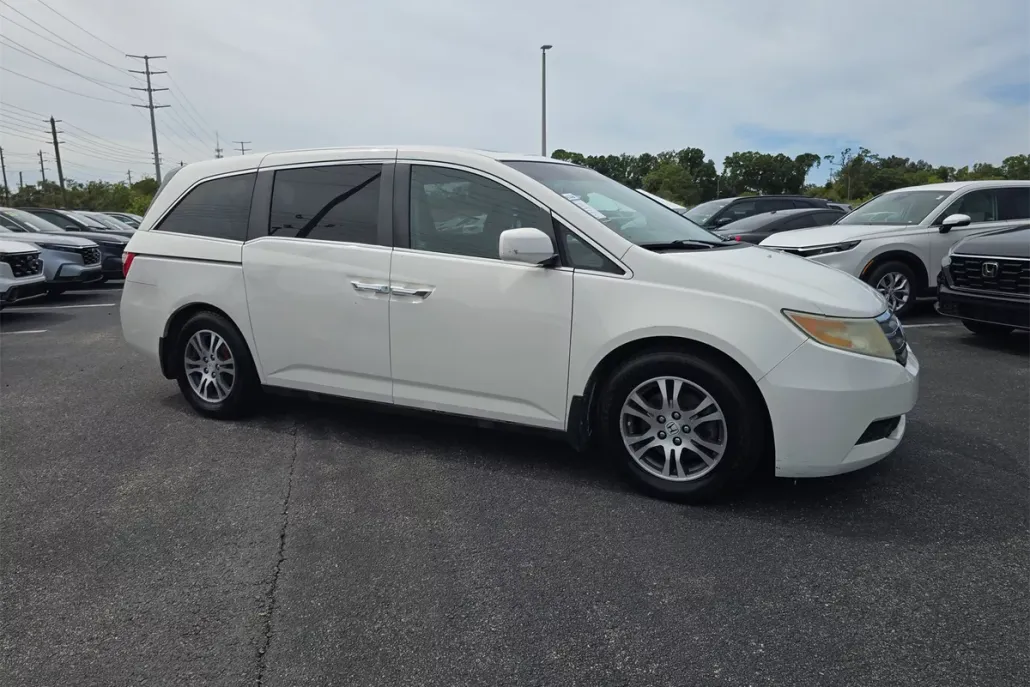 2011 Honda Odyssey EX-L photo 1