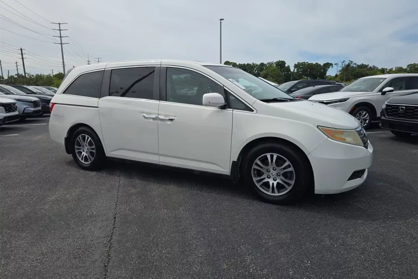2011 Honda Odyssey EX-L photo 1