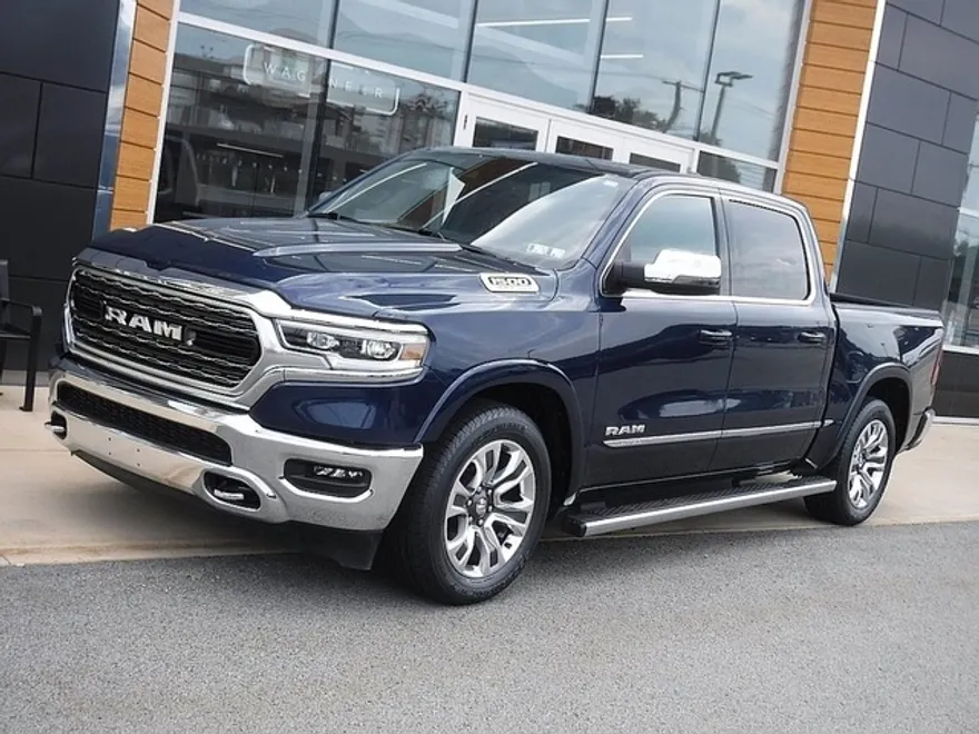2024 Ram 1500 Limited photo 1