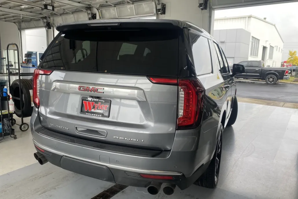 2021 Gmc Yukon Denali photo 1