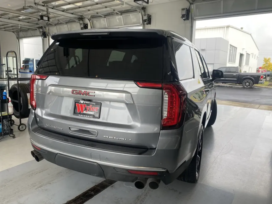 2021 Gmc Yukon Denali photo 1