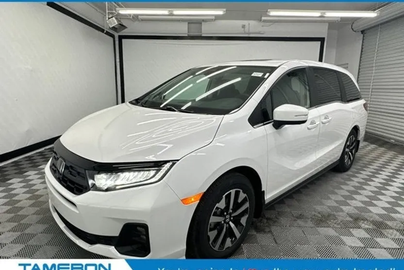 2026 Honda Odyssey EX-L photo 1