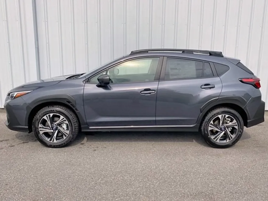 2025 Subaru Crosstrek Premium photo 1