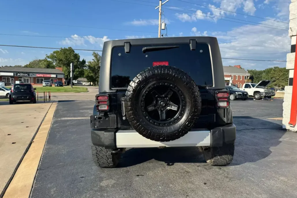 2012 Jeep Wrangler Unlimited Sahara Sport photo 1