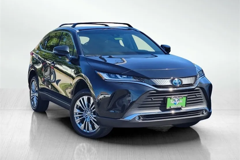2023 Toyota Venza XLE photo 1