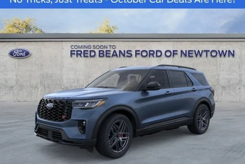 2025 Ford Explorer ST photo 1