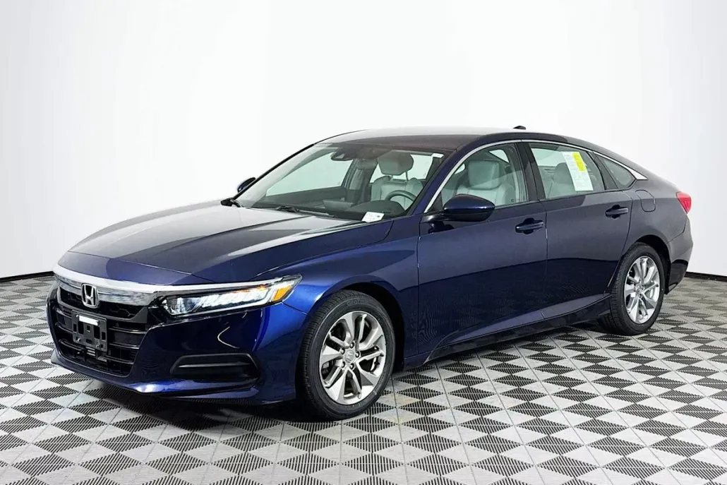 2018 Honda Accord LX 1.5T photo 1