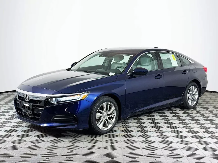 2018 Honda Accord LX 1.5T photo 1