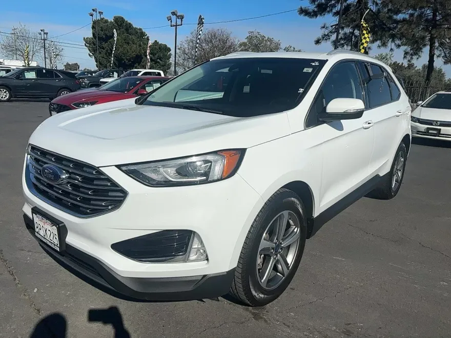 2020 Ford Edge SEL photo 1