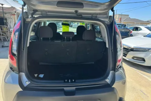2016 Kia Soul Plus photo 2
