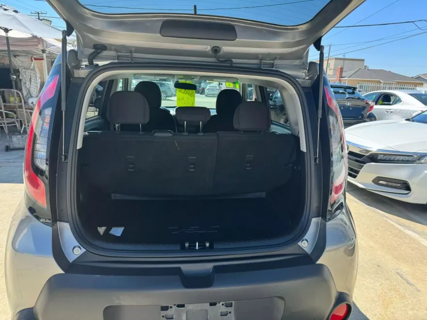 2016 Kia Soul Plus photo 2