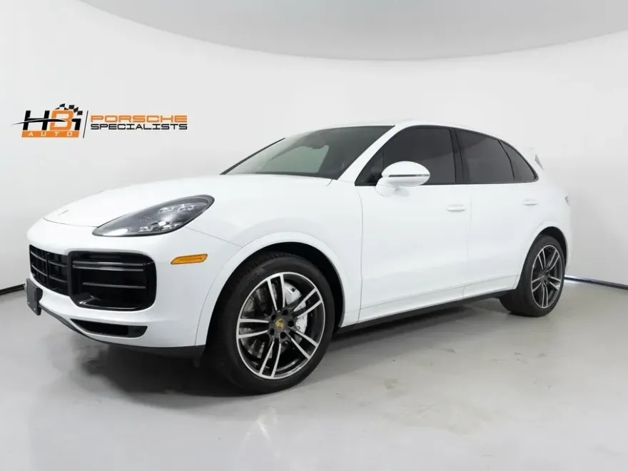 2019 Porsche Cayenne Turbo photo 1