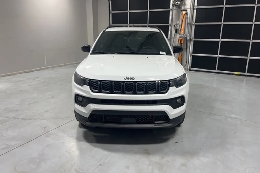 2026 Jeep Compass Latitude photo 1