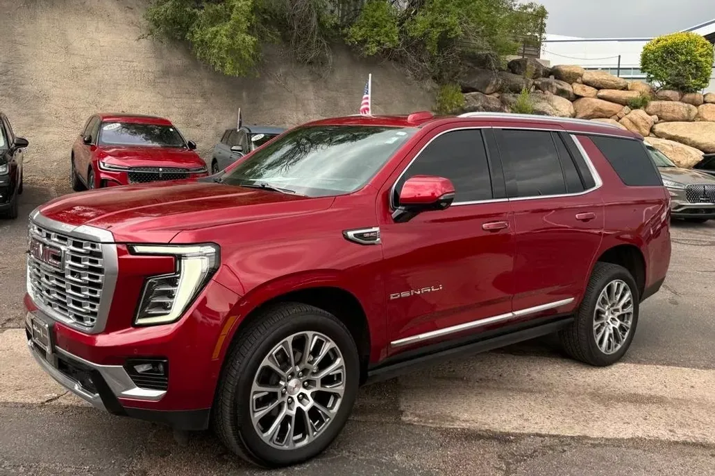2025 Gmc Yukon Denali photo 1
