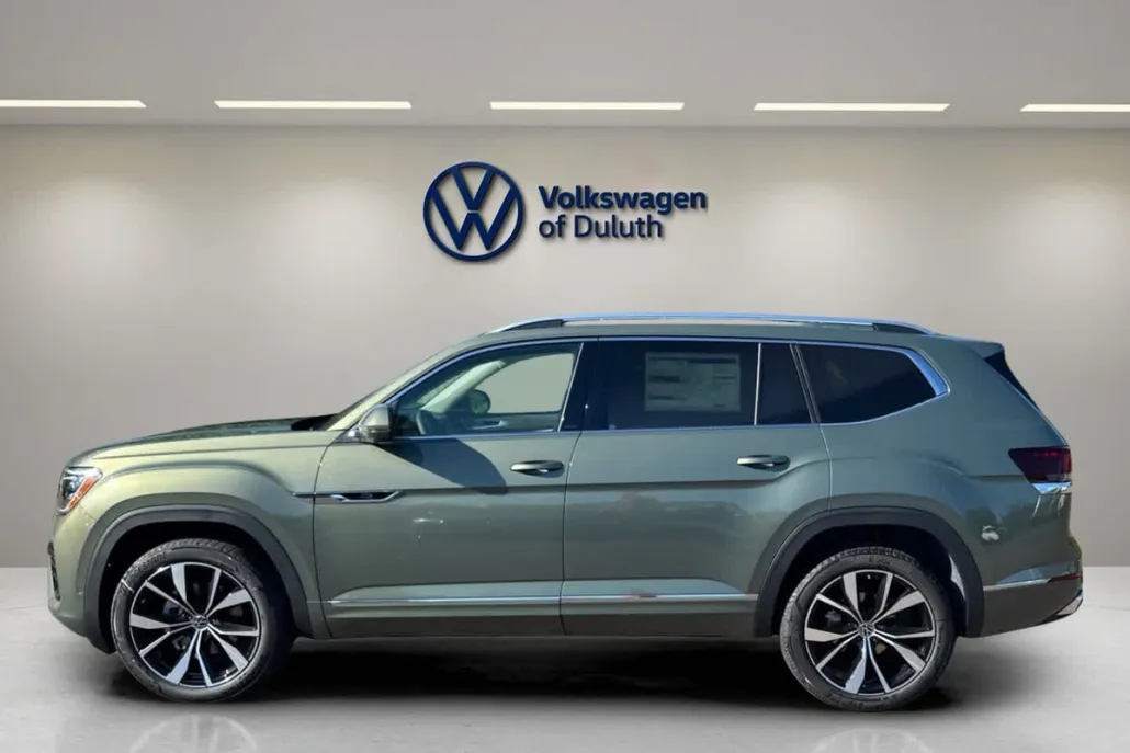 2026 Volkswagen Atlas SEL Premium R-Line photo 1